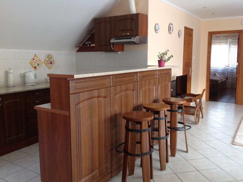 Attila Apartmanhaz 호텔 Hévíz 객실 사진